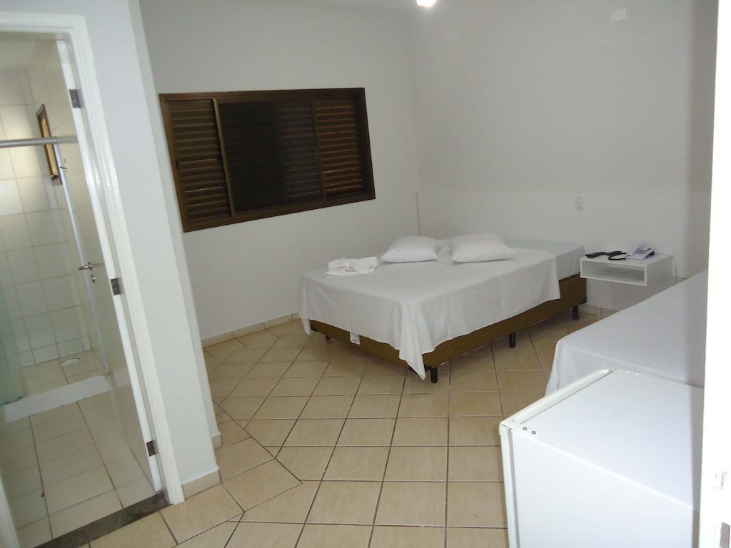 Big Executive Hotel Araguari Bilik gambar